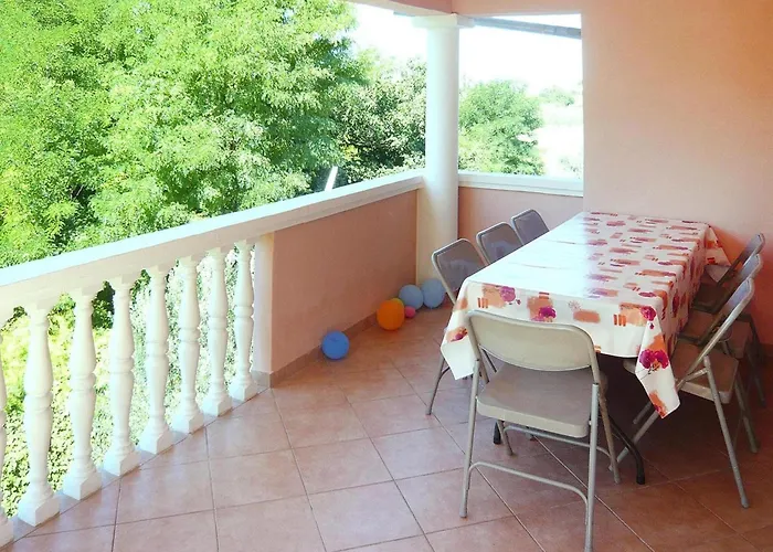 Διαμέρισμα In Near Stunning Beaches Privlaka (Zadar)